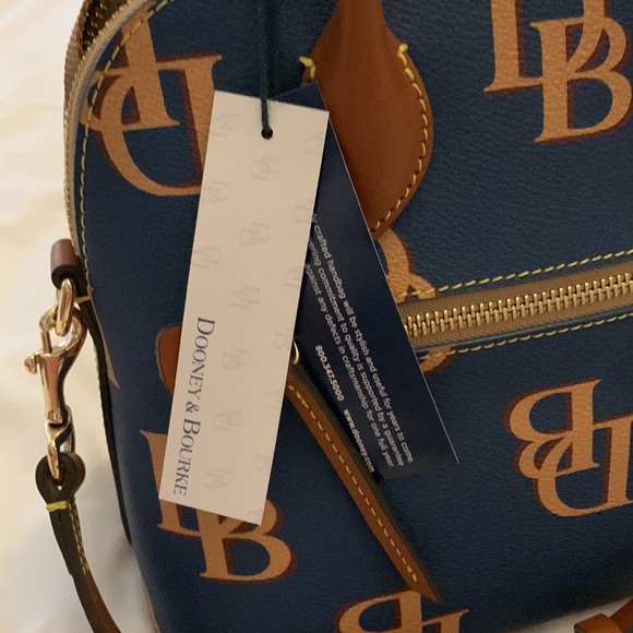 NWT Dooney & Bourke Coated Cotton Monogram Domed Satchel Dust Bag Included - Picture 8 of 11